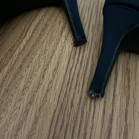 Navy blue fabric 2.5 inch heels - Picture 3 of 3